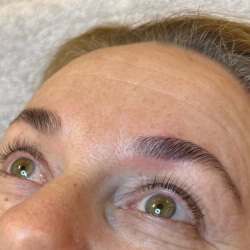 Lash lift og brow lift i Mårslet ved Aarhus