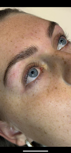 Brow lift og lash lift i Mårslet, tæt ved Aarhus